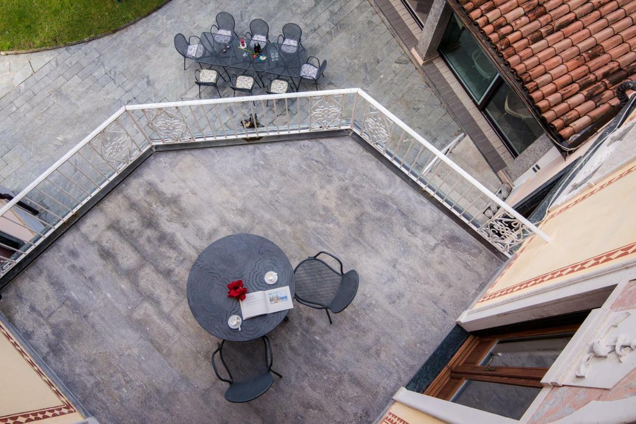 Giu Luxury - The House Of Travelers