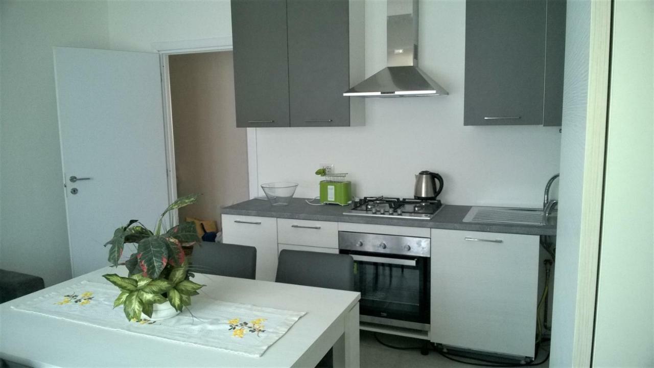 Giuly's House Apartment Dervio