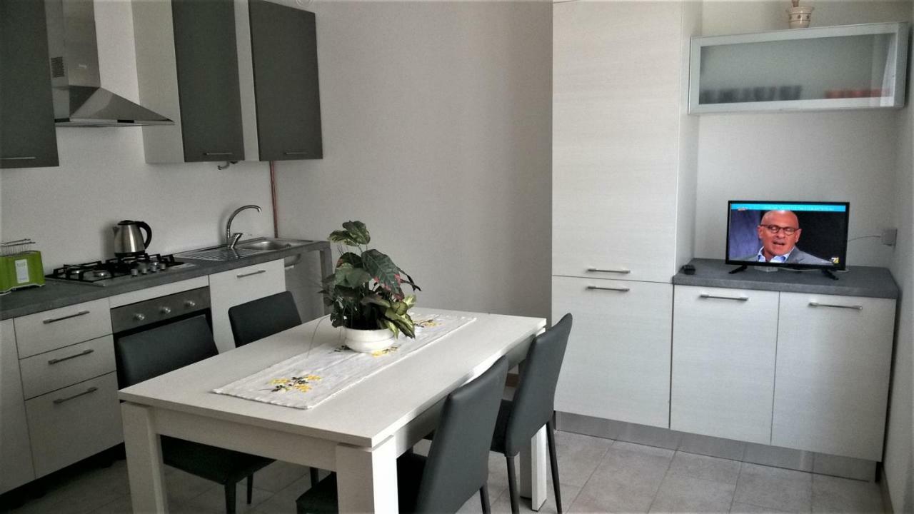 Giuly's House Apartment Dervio