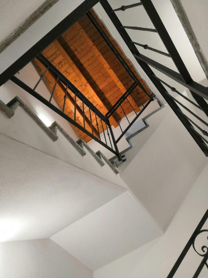 Pool Free Parking Near Apartment Bellagio