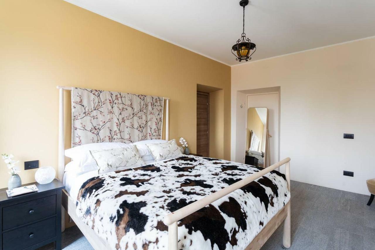 Villa Castravalva By Rent All Como