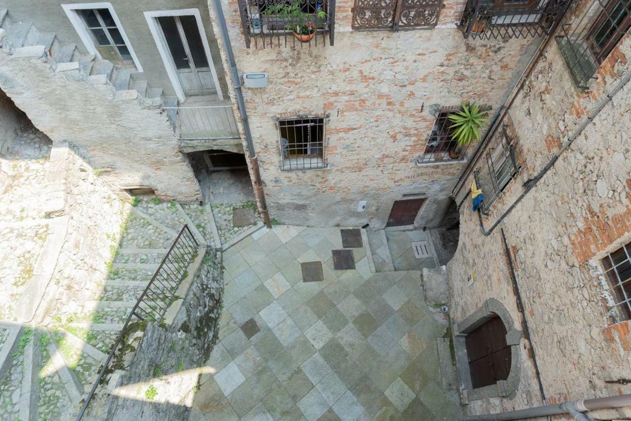 Villa Castravalva By Rent All Como