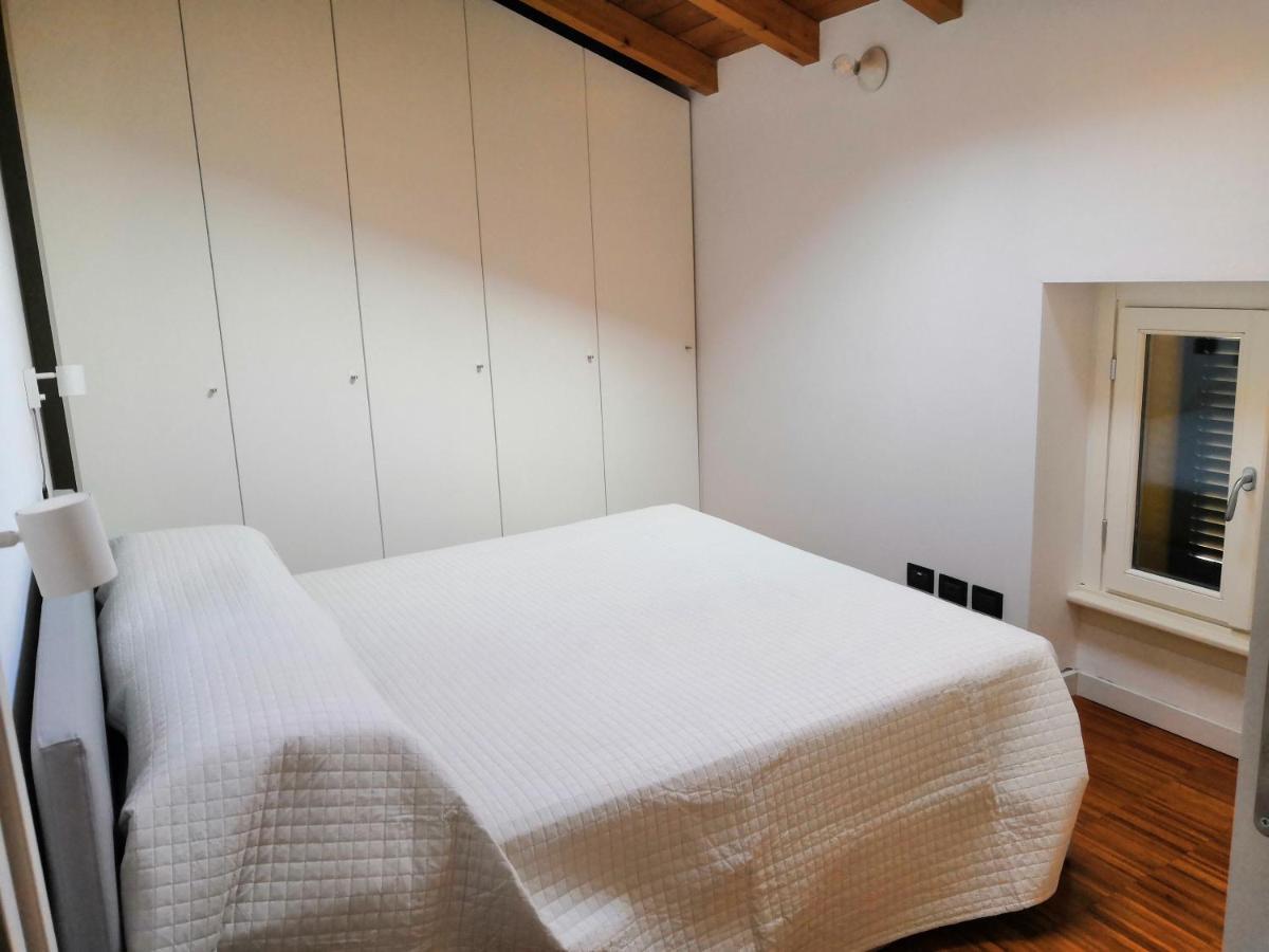 Apartment Pool Free Parking Near *