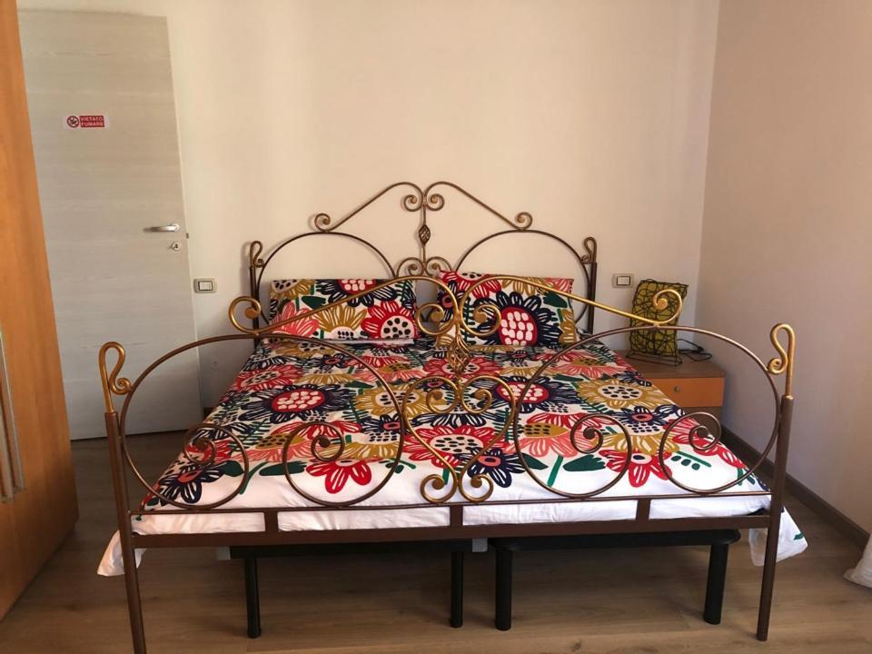 La Corte Fiorita Country house *