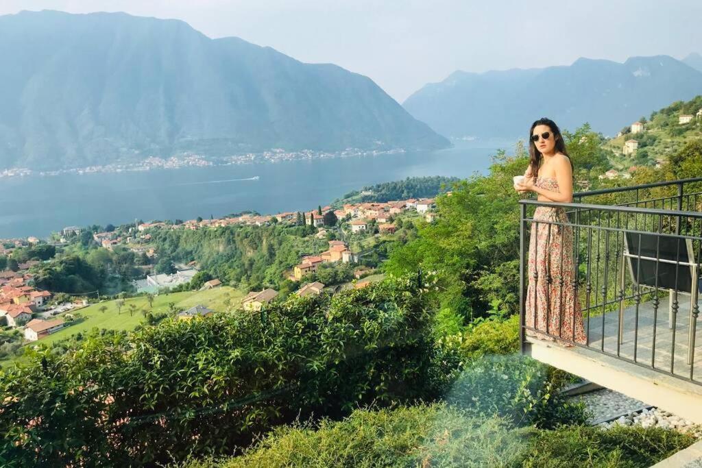 Villa Panoramica Private Sleeps 8-by Italian Lenno