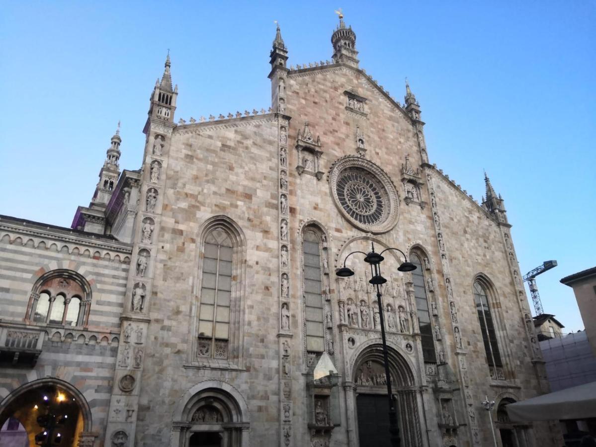 Aleph With Private Parking, Next Train Station * Como