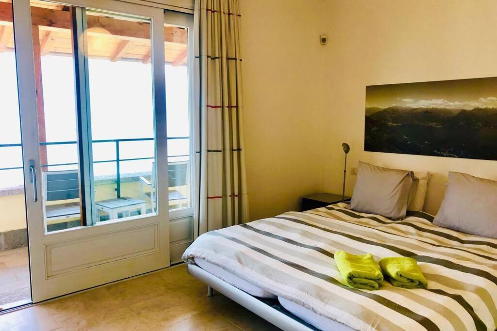Panoramica Private Sleeps 8-by Italian Villa *