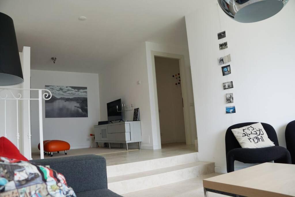 Villa Panoramica Private Sleeps 8-by Italian Lenno