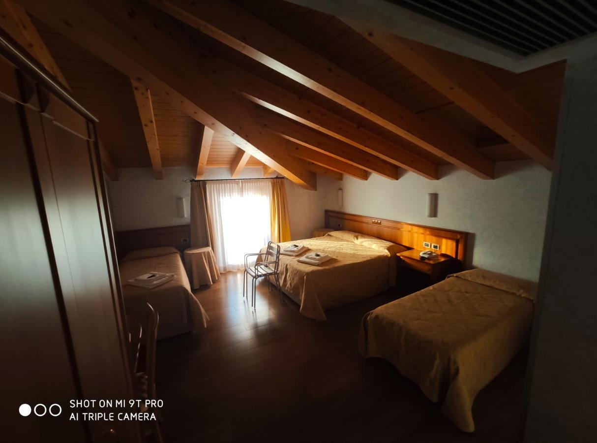 Azzano Holidays Bed & Breakfast 2*