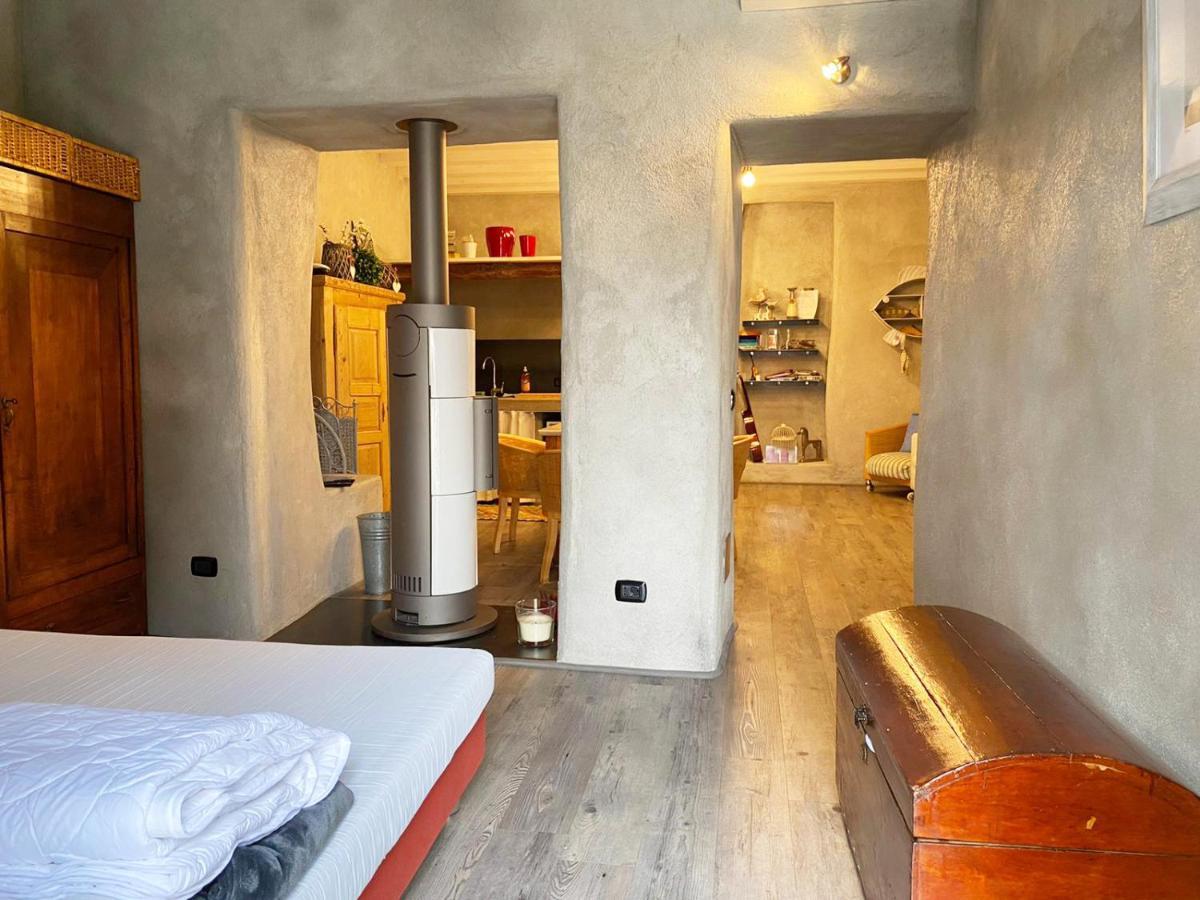 Apartment The Honeymoon Bellano