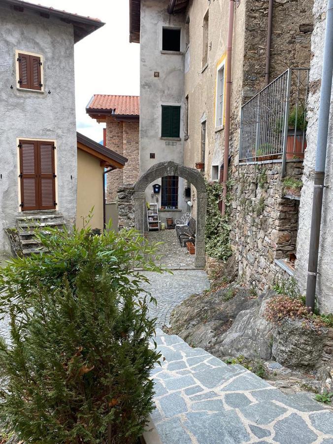 Apartment The Honeymoon Bellano