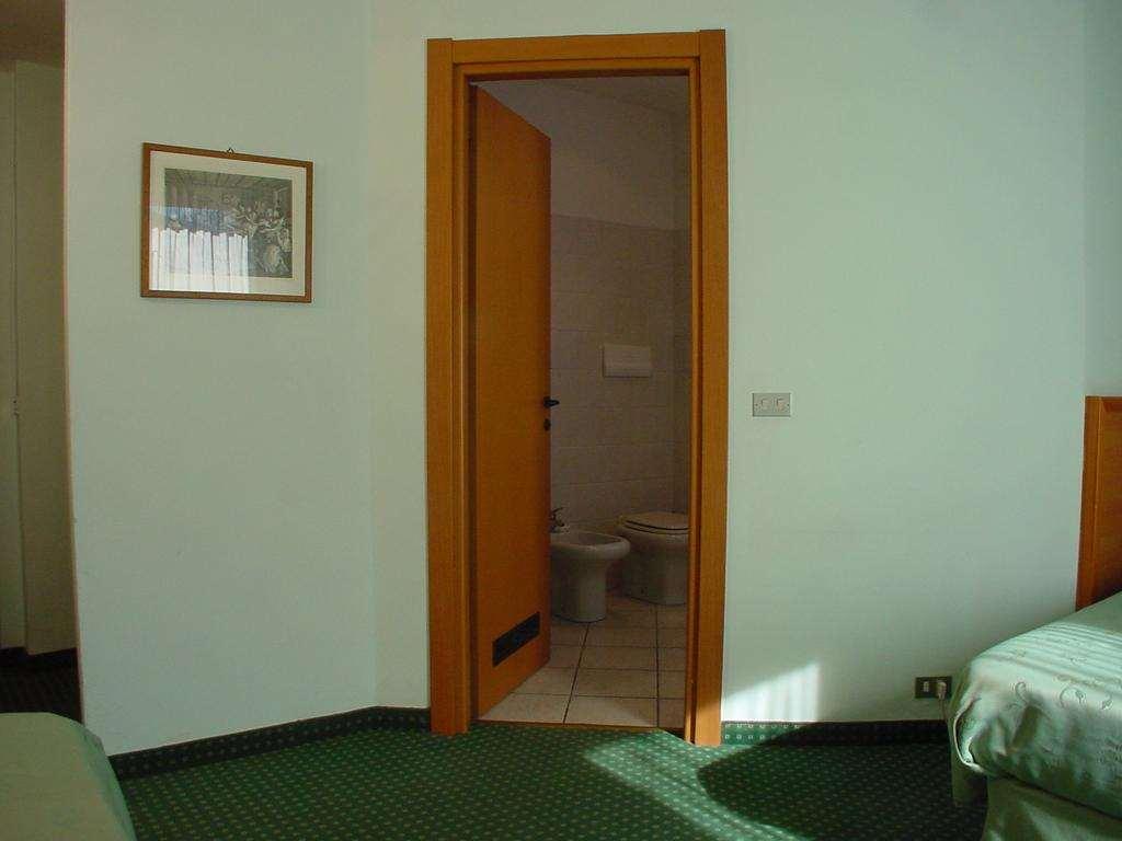 Don Abbondio Hotel