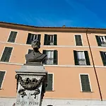 Piazzetta Lake View By Halldis