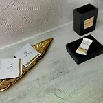 Aura Symphony Home