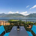 Studio Apartment Lake Views
