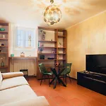 Mascari Charming Suite
