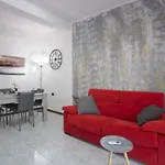Lago Di Lecco - Parcheggio Gratuito - Stazione Ferroviaria