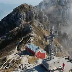 Lago Di Lecco - Parcheggio Gratuito - Stazione Ferroviaria