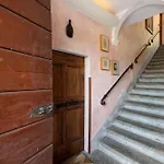 Taronico Apartments Duck