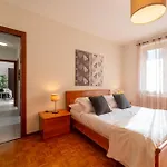 Scarlet Apartment With Garden By Wonderful Italy