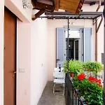 Casa Giulini - The House Of Travelers