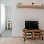 Old Court Hideaway By Rent All Como