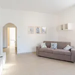 Cosy Apartment With 2 Balconies In Lierna