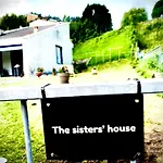 The Sisters\' House, Con Giardino Zona Bellagio
