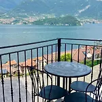 Apartments in Lezzeno Lake Como