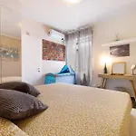 Aloha Lake Apartments