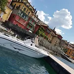 Wirnica Lake Como