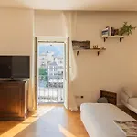 Linda Apartments By Rent All Como