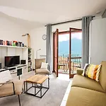 Lario View Apartment