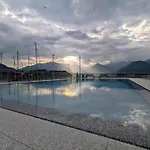 Lago Dorato Marina Lodge - Panoramic Lake Como View