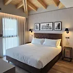 Lago Dorato Marina Lodge - Panoramic Lake Como View