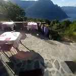 Essentia Guest House