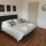 La Luna Como