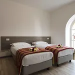 Luxury Britannia Apartments