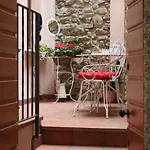 Imbarcadero Apartment
