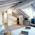 Sailer Loft - The House Of Travelers