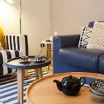 Charming & Modern Flat By Holiday Solutions