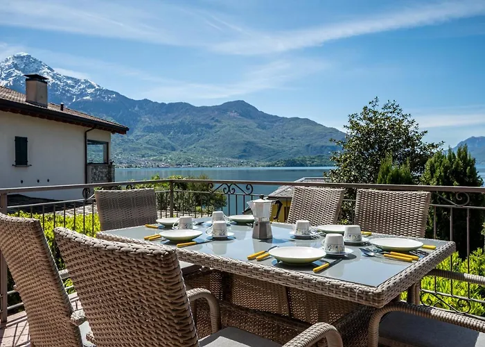 Lake View Apartment With Balcony And Parking - Larihome A25