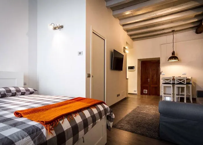 Joivy Chic Studio In Como Centre