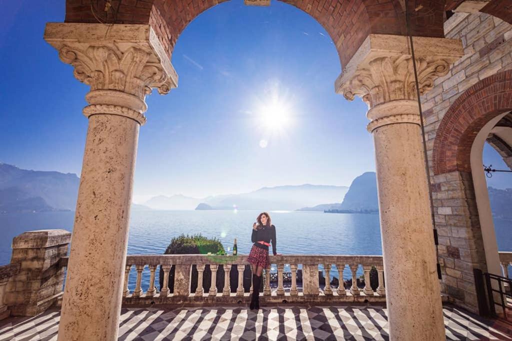 Gaeta Luxury Sleeps 8 Guests Apartment