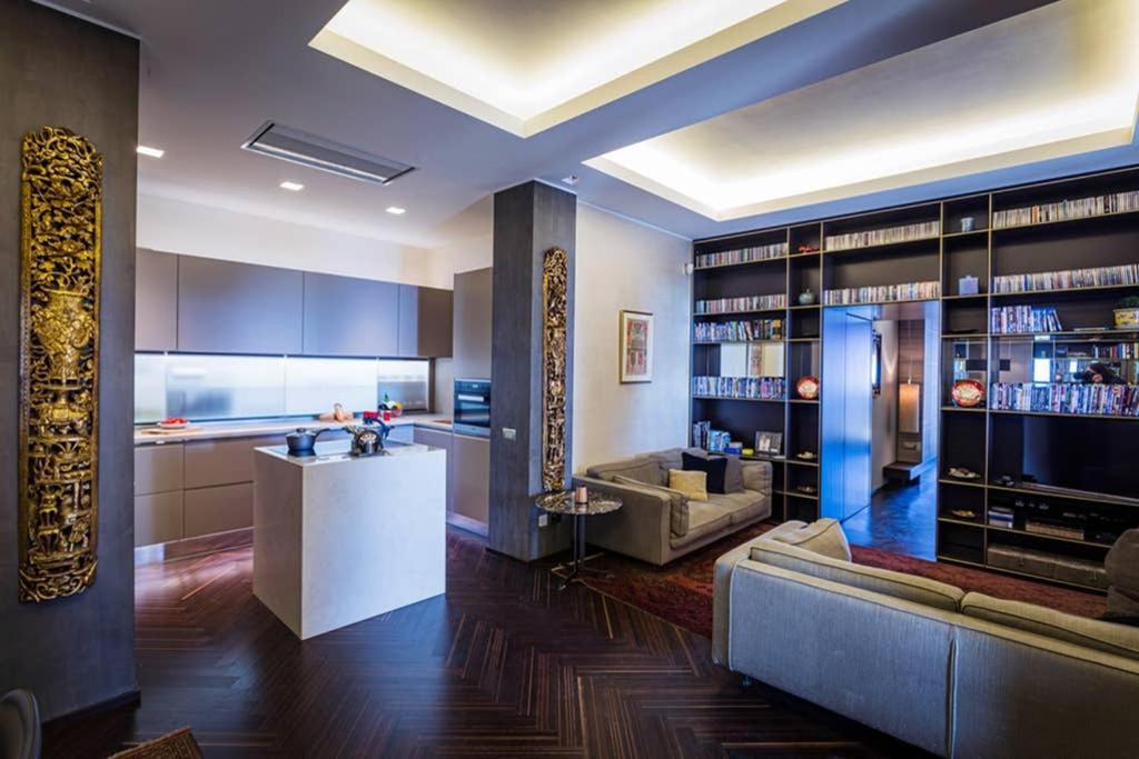 Gaeta Luxury Sleeps 8 Guests Apartment