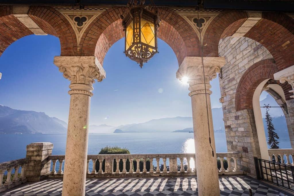 Gaeta Luxury Sleeps 8 Guests