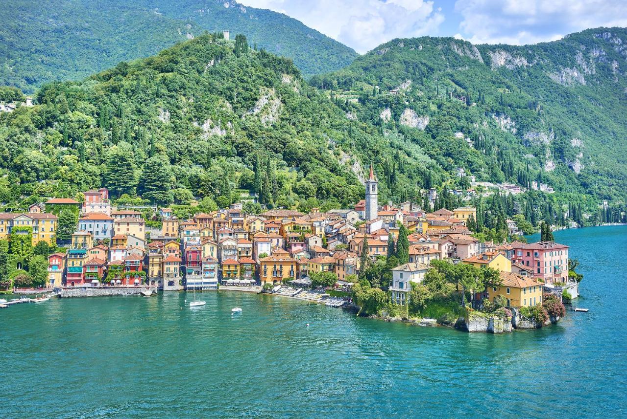 Castello Di Vezio In The Village Varenna