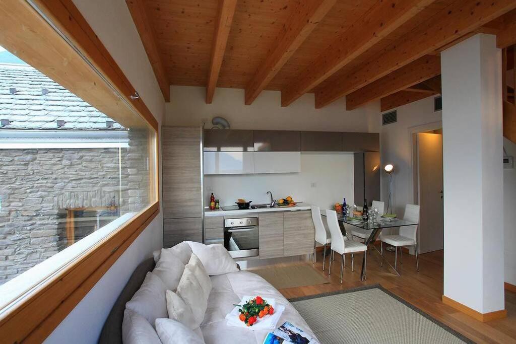 Ferienhaus Lavanda House - Breathtaking View - Bellano