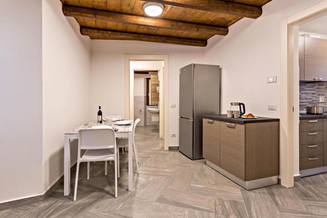 Giulia Apartment