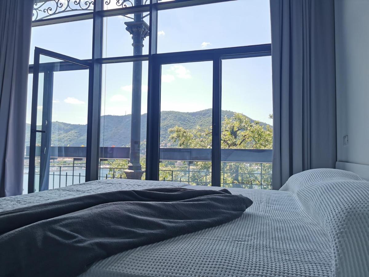 Veranda View * Como
